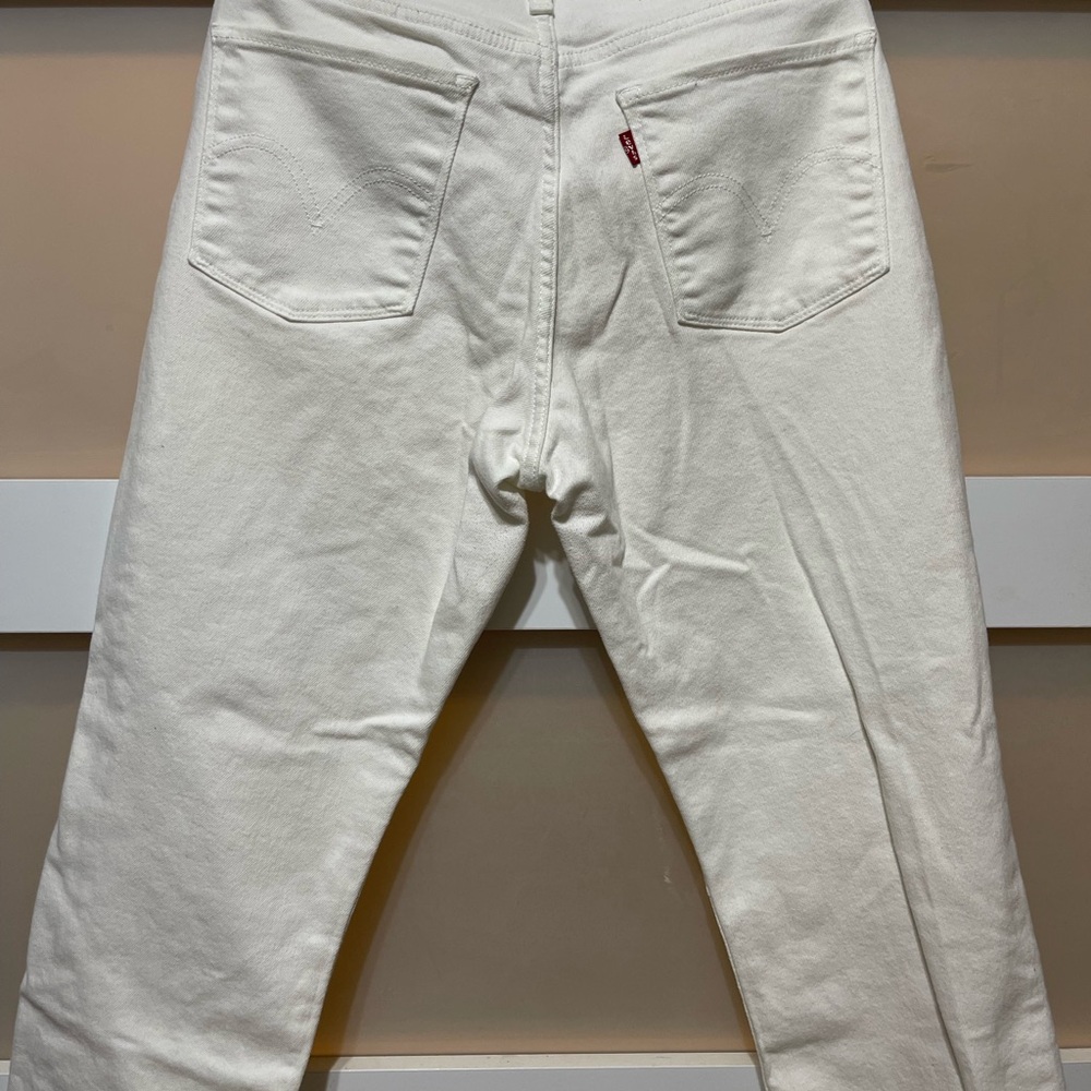 Levi's Women's Cream Ankle Jeans - Picture 3 of 6